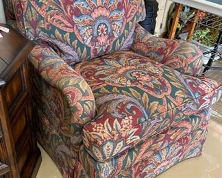 Henredon Chair #2 33x32x36in HxWxD