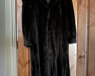 Garfinckels Mink Fur Coal Sz: 16 50in Long