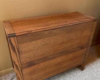 Antique Oak Gate Leg Drop Leaf Table Unfolded 60x36in folded: 36x14