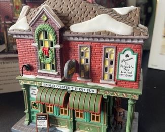 Dept. 56 Molly O’Briens Irish Pub Christmas in the City Series Department #56.58952 in Original Box 8 x 6.5 x 6.5in HxWxD