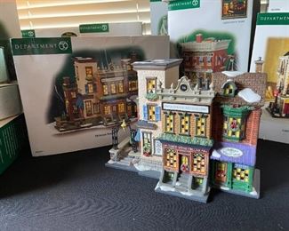 AS-IS Dept. 56 5th Avenue Shoppes Christmas in the City Department #56.59212 in Original Box 8 x 10.5 x 6.5in HxWxD