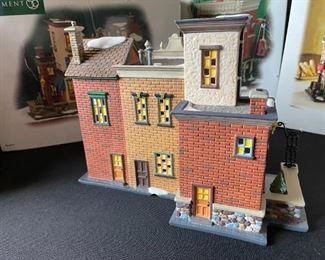 AS-IS Dept. 56 5th Avenue Shoppes Christmas in the City Department #56.59212 in Original Box 8 x 10.5 x 6.5in HxWxD