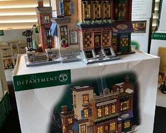 AS-IS Dept. 56 5th Avenue Shoppes Christmas in the City Department #56.59212 in Original Box 8 x 10.5 x 6.5in HxWxD