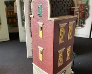 Dept. 56 Beekman House Christmas in the City Series Department #56.58878 in Original Box 10.5 x 3 x 4.75in HxWxD