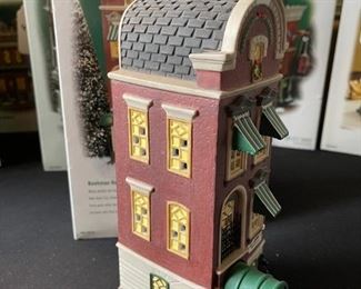 Dept. 56 Beekman House Christmas in the City Series Department #56.58878 in Original Box 10.5 x 3 x 4.75in HxWxD