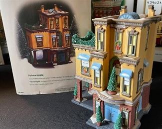 Dept. 56 Parkview Hospital Christmas in the City Series Department #56.58947 in Original Box 8.5 x 6.25 x 5in HxWxD