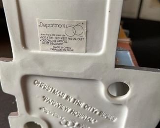 Dept. 56 Parkview Hospital Christmas in the City Series Department #56.58947 in Original Box 8.5 x 6.25 x 5in HxWxD