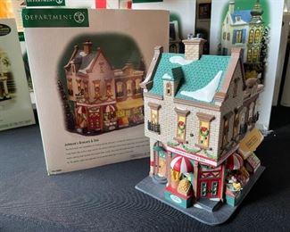 Dept. 56 Johnson’s Grocery & Deli Christmas in the City Series Department #56.58886 in Original Box 9 x 7.25 x 6in HxWxD