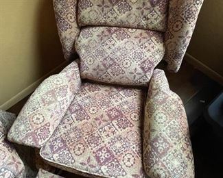 #1 La-Z-Boy Buchanan High Leg Recliner Wingback Clawfoot Reclining Chair 45 x 39 x 37in<BR>Seat Height: 21 in HxWxD