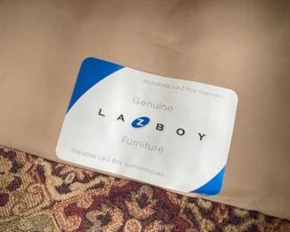 #1 La-Z-Boy Buchanan High Leg Recliner Wingback Clawfoot Reclining Chair 45 x 39 x 37in<BR>Seat Height: 21 in HxWxD