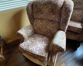 #2 La-Z-Boy Buchanan High Leg Recliner Wingback Clawfoot Reclining Chair 45 x 39 x 37in<BR>Seat Height: 21 in HxWxD