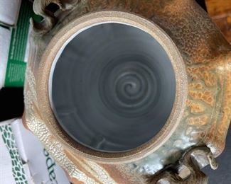Larry Spears Studio Pottery Pot w/ Lid 9.5x10in