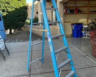 Werner 8 foot ladder maximum reach 12 feet 250 pounds Model 6008 250 pounds load capacity ladder size 8 feet maximum reach 12 feet highest standing level 5’9”