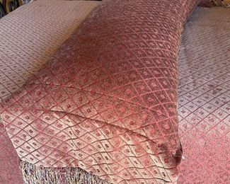 Comforter & Pillow Set Queen