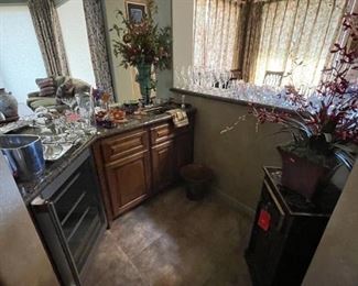 Purchase Online Wed 1/12 @6pm AZ Time and Come to the live sale Friday 1/4 & Saturday 1/15 9am to 2pm. Many items only available at the live sale!