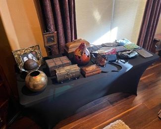 Purchase Online Wed 1/12 @6pm AZ Time and Come to the live sale Friday 1/4 & Saturday 1/15 9am to 2pm. Many items only available at the live sale!