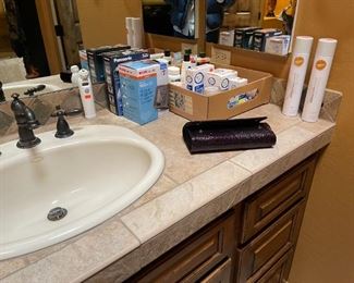 Purchase Online Wed 1/12 @6pm AZ Time and Come to the live sale Friday 1/4 & Saturday 1/15 9am to 2pm. Many items only available at the live sale!