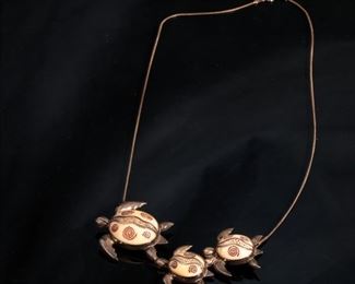 ZEALANDIA 925 Sterling Silver Fossil Sea Turtle Family Necklace Length: 21in Lg Turtle: 41x38mm