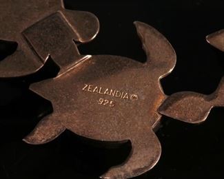 ZEALANDIA 925 Sterling Silver Fossil Sea Turtle Family Necklace Length: 21in Lg Turtle: 41x38mm