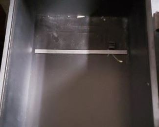 Vintage Bush Upscale Lt Gray File Cabinet with lock (no Key) on Wheels 15,75"W x 21.25"D x 28"H $60