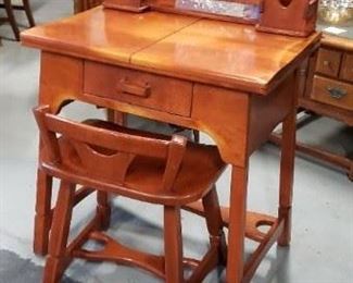 Kenmore Electric Rotary Sewing Machine in Cabinet with Chair, Accessory rack, manuals & Pamphlets Closed 29"W x 19.5"D x 30"H Opened 58"W Call