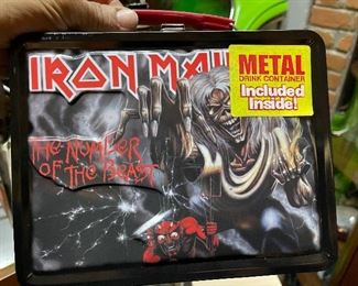 Rock ‘n’ roll lunchboxes