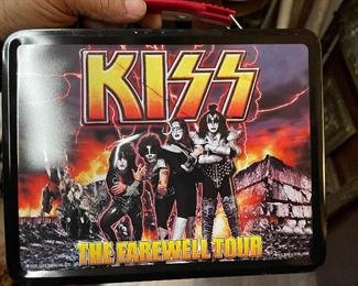 Lunchbox with service