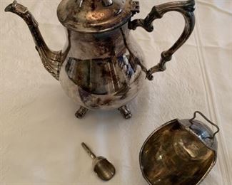 (3) Piece Vintage Silver Plate Tea Set includes:
Teapot, Sugar Scuttle & Shovel
By International Silver Co.
Marked I.S. Co.