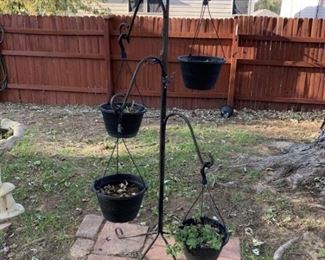 6ft Black Iron Garden Stand Holds 4 Step-Up Pots