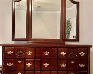 Traditional Cherry 9-Drawer Dresser with Mirror