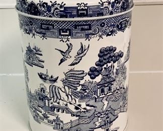 English Blue Willow Tea Tin