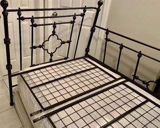 Colebrook Twin Day Bed w/ Sealy Posturepedic plus cushion for Mattress $350 used 2x