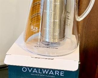 Oval ware 1.0L Cold Brew Maker NIB 
Model RJ3 $28