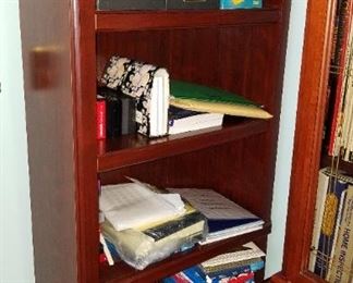 book cabinet, BUYER MOVES