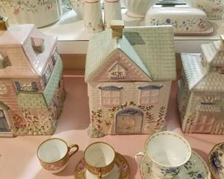 Pfaltzgraff House cookie jars
