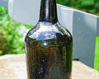 Deep Green Vintage bottle