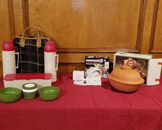 Igloo picnic set, euro sealer, german bakeware