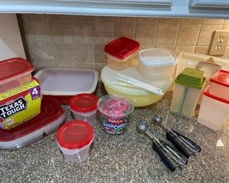 Kitchen storage Containers