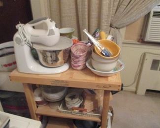 QVC & HSN SHOPPER ALL NEW ITEMS
GREAT FOR THE HOLIDAY SHOPPING
TONS OF CHRISTMAS HOLIDAY DECORATIONS