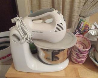 QVC & HSN SHOPPER ALL NEW ITEMS
GREAT FOR THE HOLIDAY SHOPPING
TONS OF CHRISTMAS HOLIDAY DECORATIONS