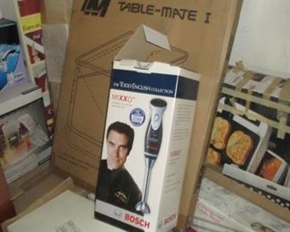 QVC & HSN SHOPPER ALL NEW ITEMS
GREAT FOR THE HOLIDAY SHOPPING
TONS OF CHRISTMAS HOLIDAY DECORATIONS