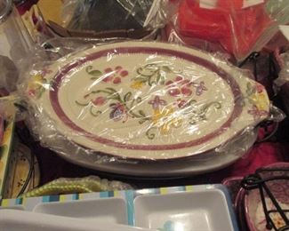 QVC & HSN SHOPPER ALL NEW ITEMS
GREAT FOR THE HOLIDAY SHOPPING
TONS OF CHRISTMAS HOLIDAY DECORATIONS