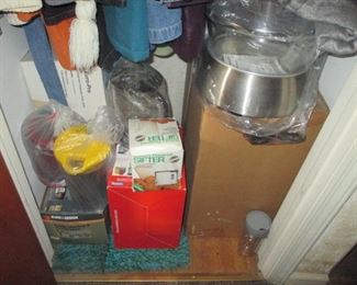 QVC & HSN SHOPPER ALL NEW ITEMS
GREAT FOR THE HOLIDAY SHOPPING
TONS OF CHRISTMAS HOLIDAY DECORATIONS