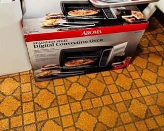 QVC & HSN SHOPPER ALL NEW ITEMS
GREAT FOR THE HOLIDAY SHOPPING
TONS OF CHRISTMAS HOLIDAY DECORATIONS