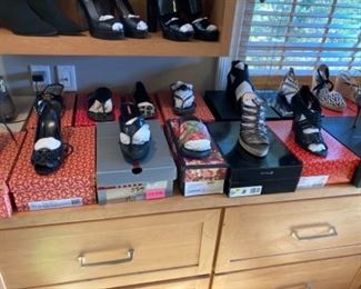 Designer Shoes features Tory Burch