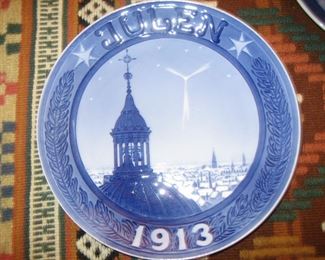 1913 Royal Copenhagen plate