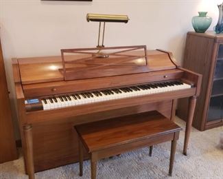 Baldwin acrosonic spinet piano
