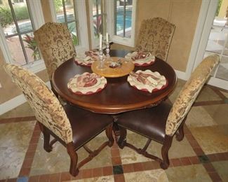 Kitchen Table with 4 Chairs