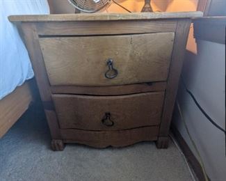 ITEM # 27 Matching Nightstands 2 of them. Asking Price for pair $100