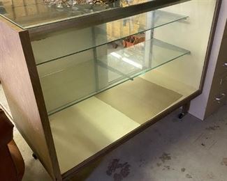 display case